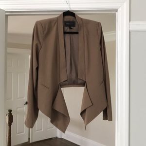 Bcbg collarless blazer
